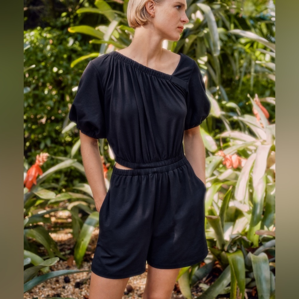 Women’s Black One-Shoulder Short Jumpsuit